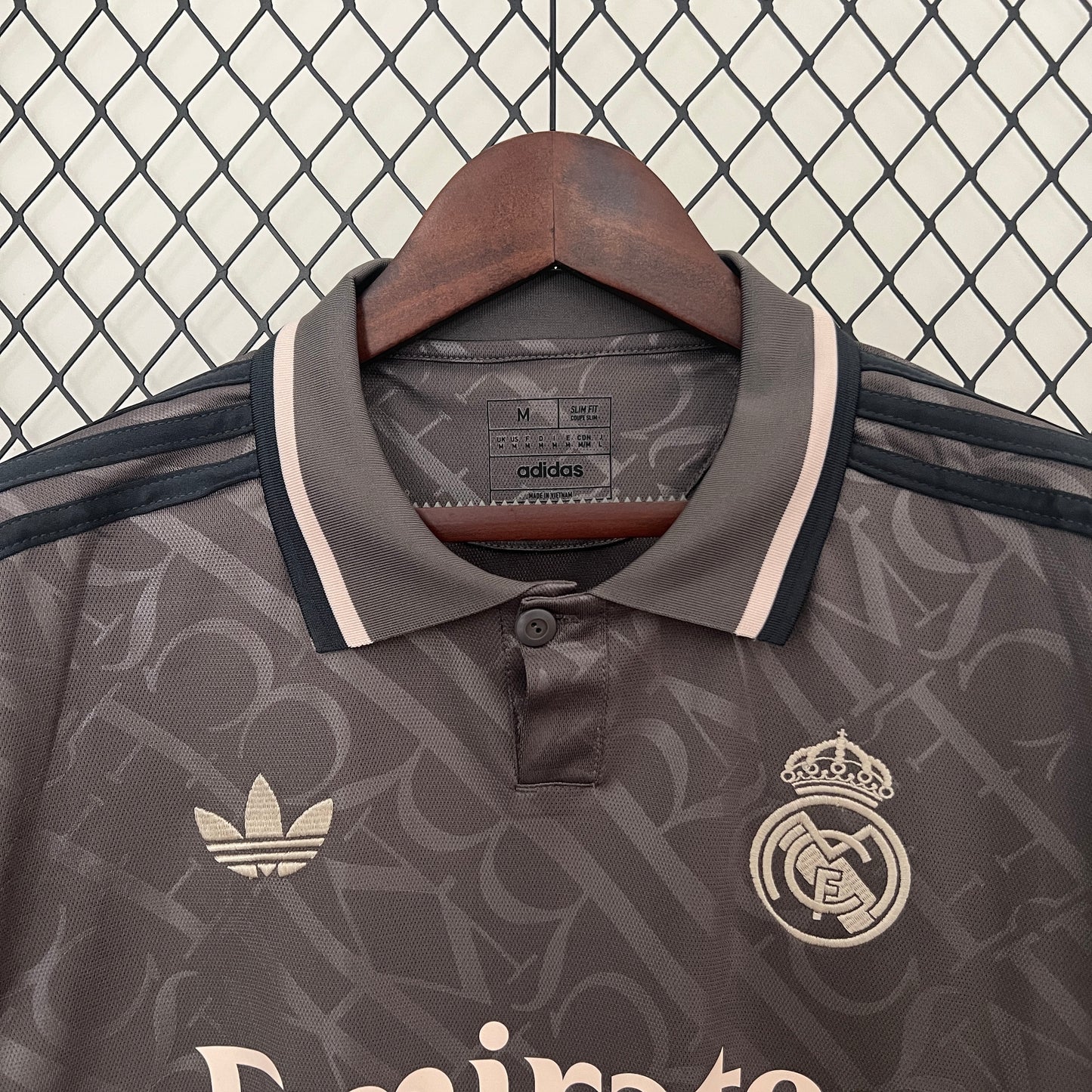 Camiseta Real Madrid 2024-25 Tercera – Manga Corta