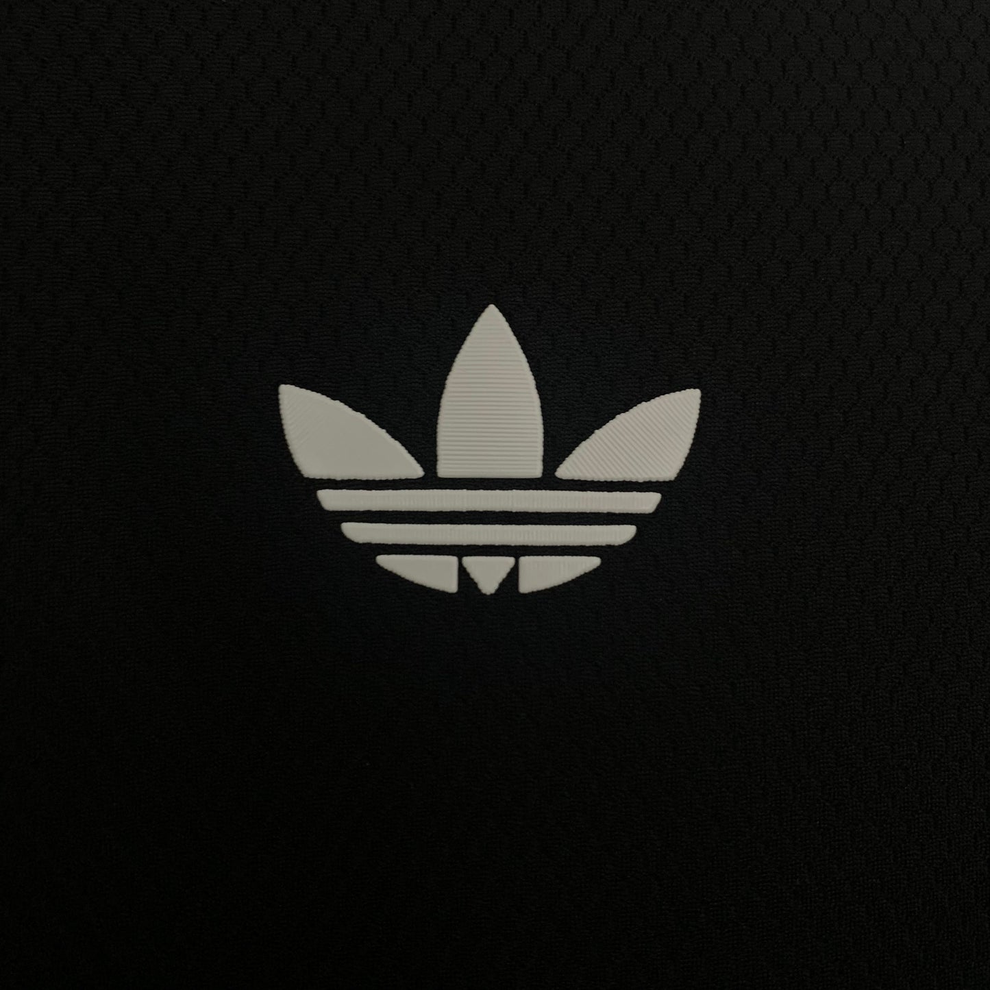 Camiseta Colo-Colo Centenario 2025 – Edición Conmemorativa Negra