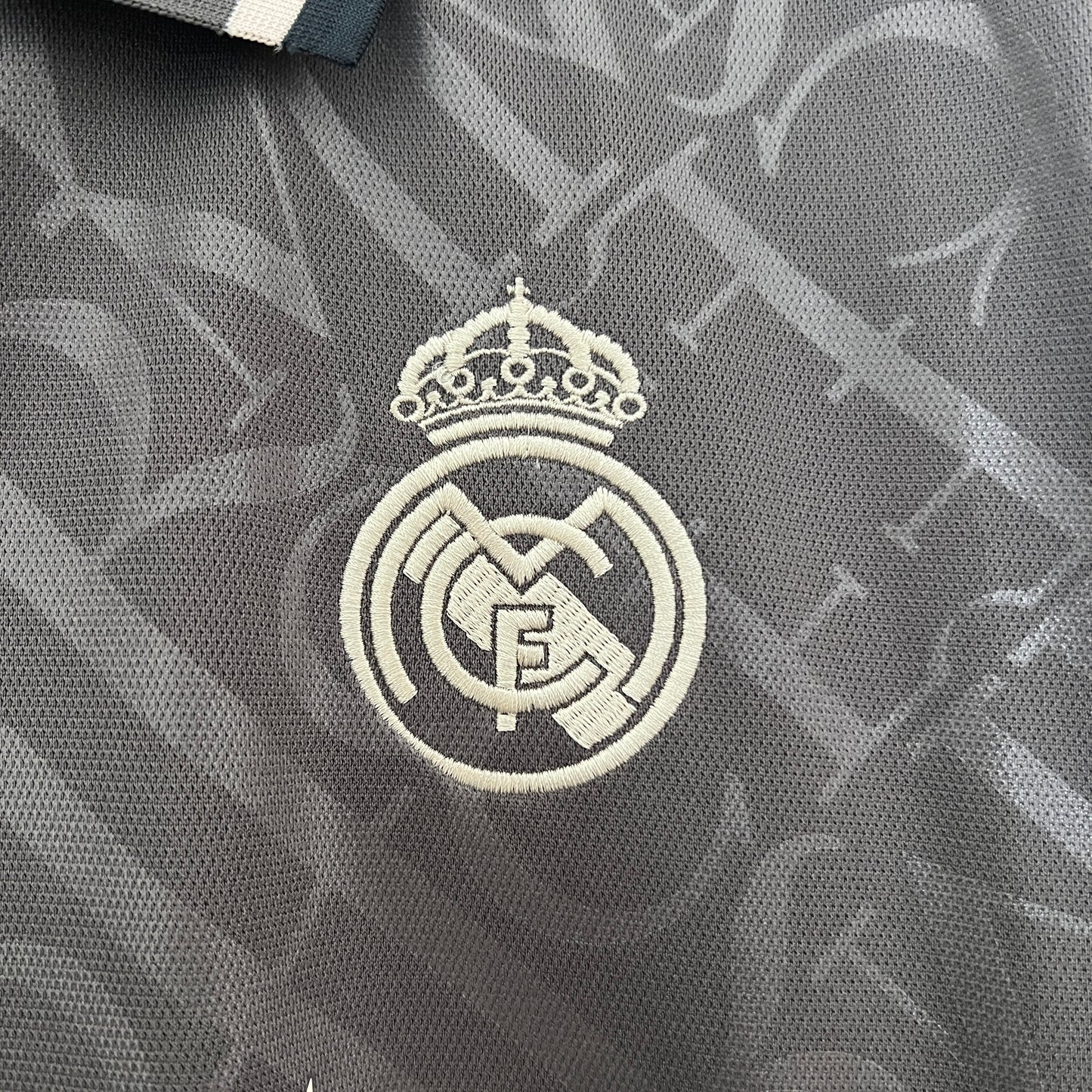 Camiseta Real Madrid 2024-25 Tercera – Manga Corta