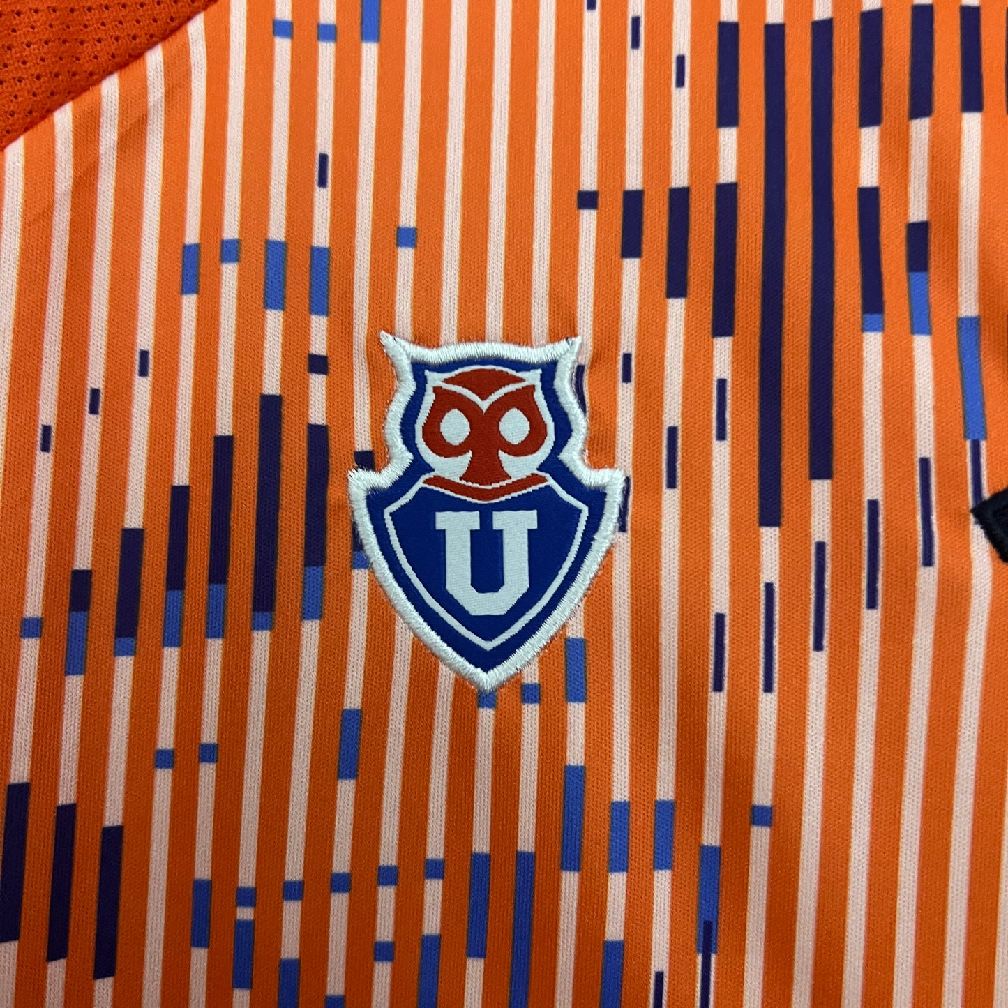 Camiseta Universidad de Chile 2025 Visita – Manga Corta Roja